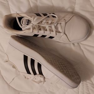 Adidas Grand tennis shoes  size 6